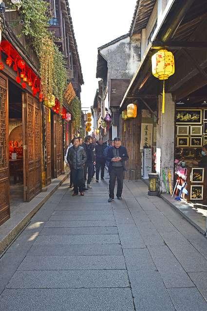韩庚卢靖姗合体扫楼,全程牵手好甜蜜,两人越来越有夫妻相